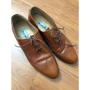 Vintage Playboy Bunny Wingtip Shoes, Light Brown, Size 8 R5484 Hugh‎ Hefner